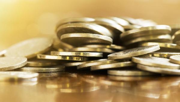 Anbima: investimentos de brasileiros chegam a R$ 3 tri com juros mais baixos